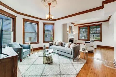 Living - 256 Blackhawk Rd, Riverside, IL 60546 photo 5 of 7