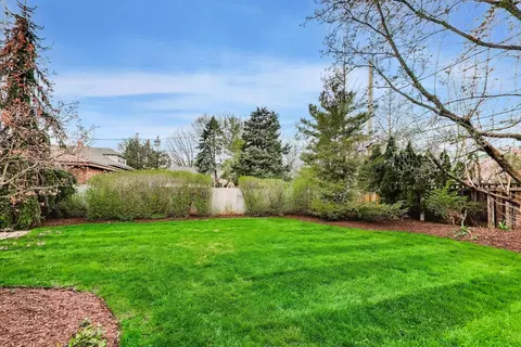 Exterior - 256 Blackhawk Rd, Riverside, IL 60546 photo 22 of 28