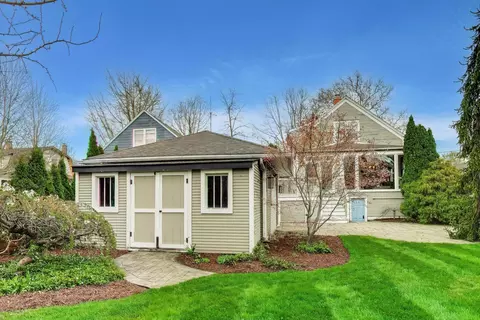 Exterior - 256 Blackhawk Rd, Riverside, IL 60546 photo 15 of 28