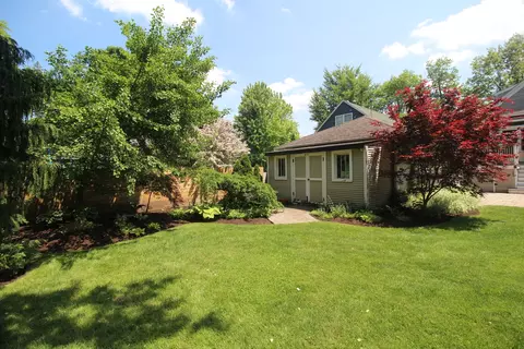 Exterior - 256 Blackhawk Rd, Riverside, IL 60546 photo 16 of 28