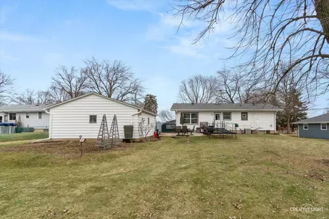 Exterior - Undisclosed, Aurora, IL 60502 photo 3 of 4