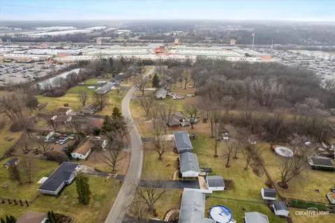 View/Area - Undisclosed, Aurora, IL 60502 photo 4 of 8