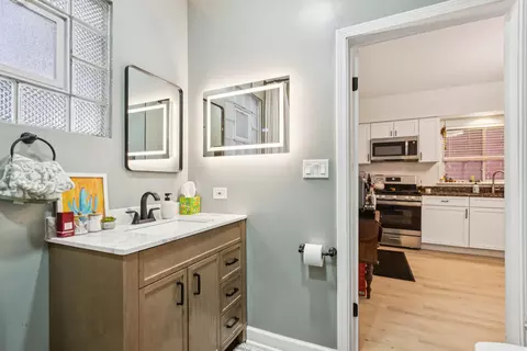 1655 N Artesian Ave, Chicago, IL 60647 photo 25