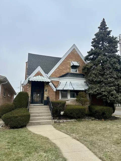 7000 W Henderson St, Chicago, IL 60634