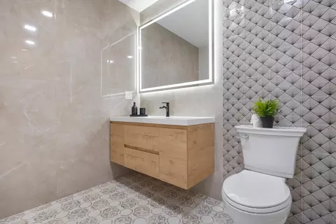 Bath - 1485 Jefferson Rd, Hoffman Estates, IL 60169 photo 1 of 5