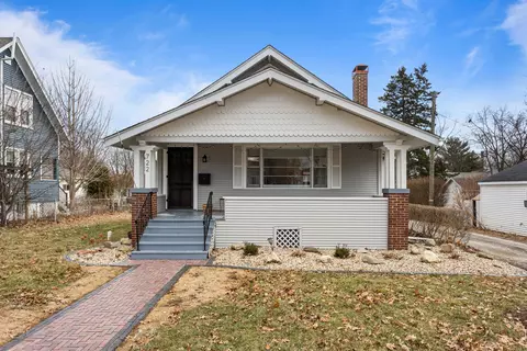 722 S Prairie St, Champaign, IL 61820
