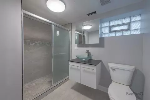Bath - 300 E 107th St, Chicago, IL 60628 photo 4 of 4