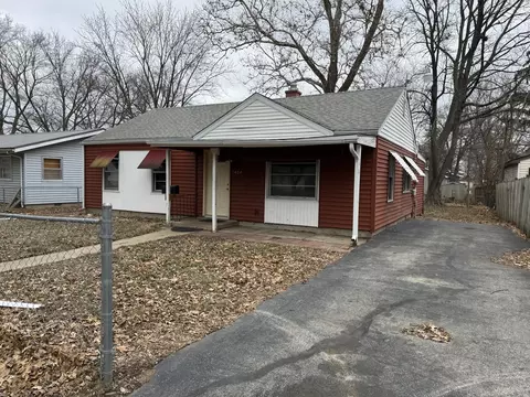 1404 N Hickory St, Champaign, IL 61820