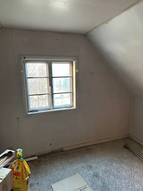 Bedroom - 2942 N Gresham Ave, Chicago, IL 60618 photo 1 of 2