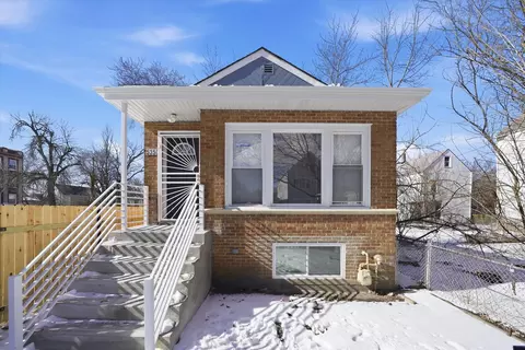 5350 S Honore St, Chicago, IL 60609