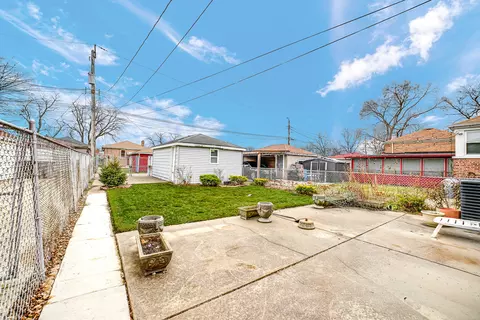 Exterior - Undisclosed, Chicago, IL 60617 photo 4 of 6