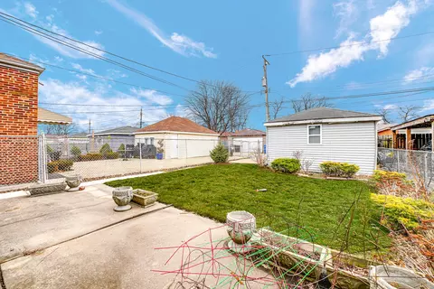 Exterior - Undisclosed, Chicago, IL 60617 photo 5 of 6