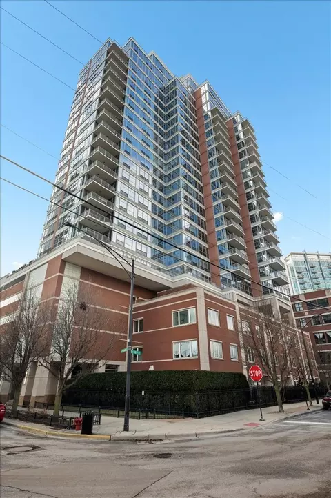 1600 S Prairie Ave #1409, Chicago, IL 60616