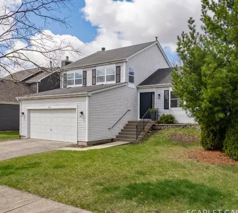 517 Savannah Ln, Bolingbrook, IL 60440