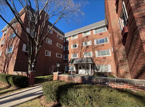 800 Washington Blvd #201, Oak Park, IL 60302