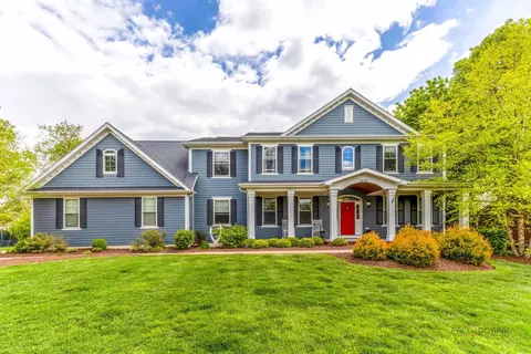 1025 S Vail Ave, Arlington Heights, IL 60005