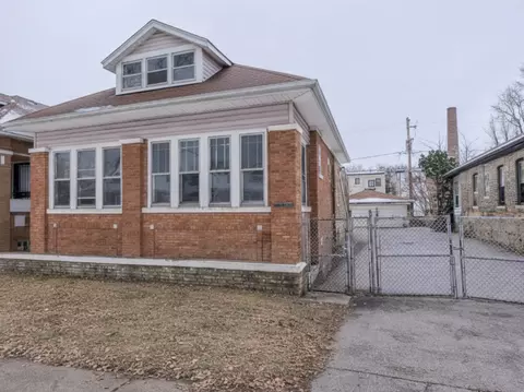 8025 S Euclid Ave, Chicago, IL 60617