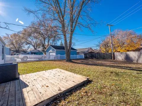 Exterior - 1621 Innercircle Dr, Crest Hill, IL 60403 photo 2 of 3