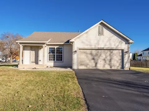 1559 Bluestem Ln, Minooka, IL 60447