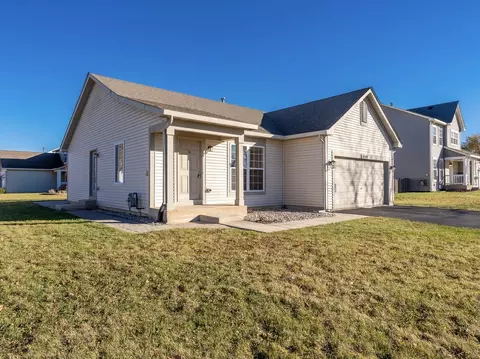 Exterior - 1559 Bluestem Ln, Minooka, IL 60447 photo 2 of 4
