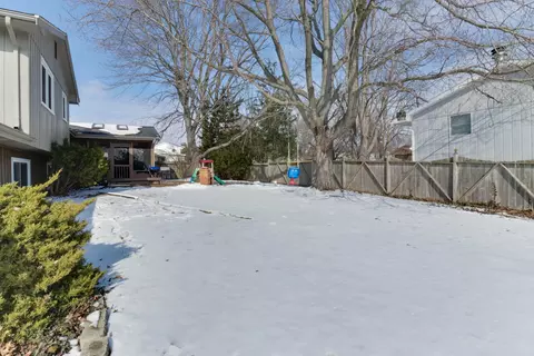 Exterior - 208 Hammitt Dr, Normal, IL 61761 photo 8 of 10