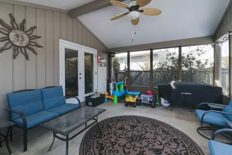 Exterior - 208 Hammitt Dr, Normal, IL 61761 photo 2 of 10