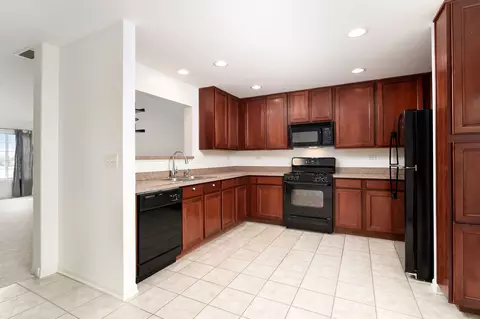 Kitchen - 3388 Sanctuary Dr, Elgin, IL 60124 photo 1 of 3