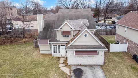 15264 Greenwood Rd, Dolton, IL 60419