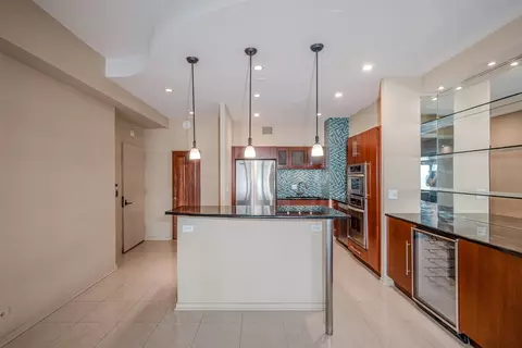 Kitchen - 175 E Delaware Pl #5511, Chicago, IL 60611 photo 4 of 6