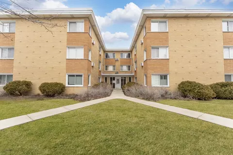 1625 Howard St #C3, Evanston, IL 60202