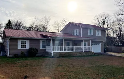 1062 Cedar Ln, Metropolis, IL 62960