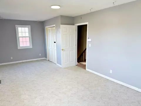Bedroom - 1062 Cedar Ln, Metropolis, IL 62960 photo 7 of 7