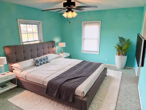 Bedroom - 1062 Cedar Ln, Metropolis, IL 62960 photo 1 of 7