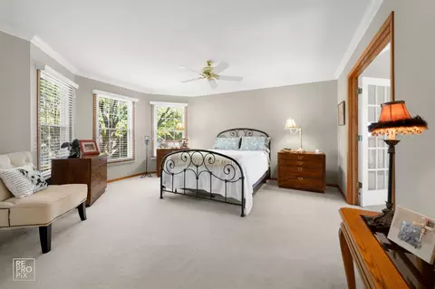 Bedroom - 544 Philip Dr, Bartlett, IL 60103 photo 2 of 3