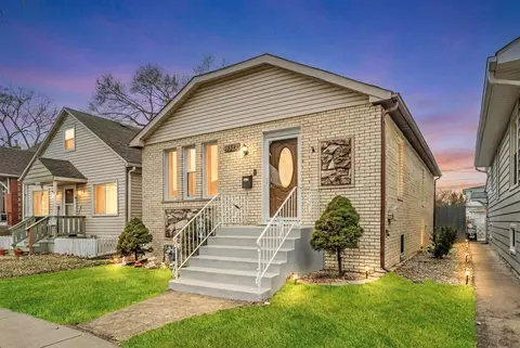 4212 N Ottawa Ave, Norridge, IL 60706