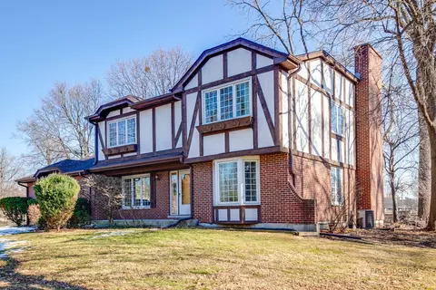 188 W Center St, Wood Dale, IL 60191