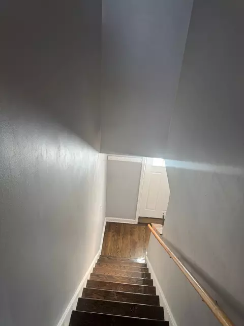 Entry Way - 654 E 105th St, Chicago, IL 60628 photo 2 of 2