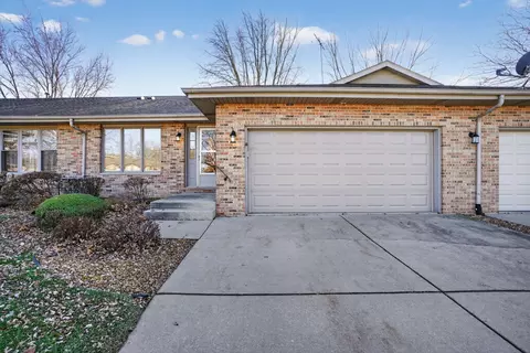 102 Wyndstone Dr, Elwood, IL 60421
