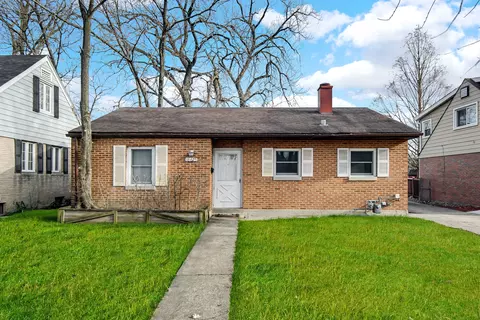 18625 Golfview Ave, Homewood, IL 60430