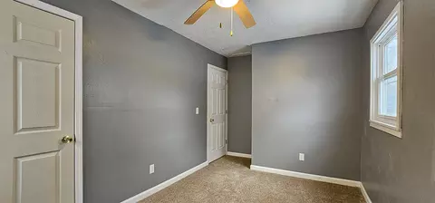 1702 W 9th St, Dixon, IL 61021 photo 8