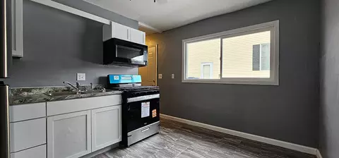 1702 W 9th St, Dixon, IL 61021 photo 4