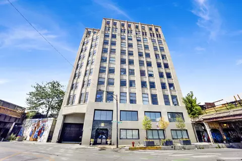 1550 S Blue Island Ave #403, Chicago, IL 60608