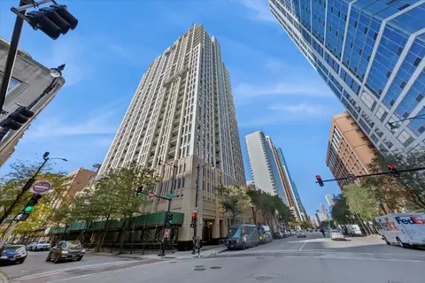 1250 S Michigan Ave #1400, Chicago, IL 60605