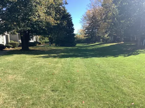 Exterior - 2350 Woodhill Ct, Plainfield, IL 60586 photo 2 of 3