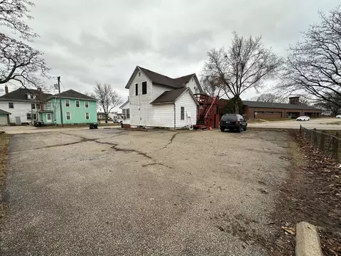 Exterior - 2 E 7th St, Sterling, IL 61081 photo 5 of 5