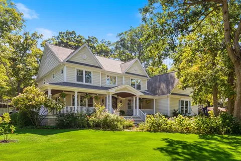 27 W773 Beecher Ave, Winfield, IL 60190