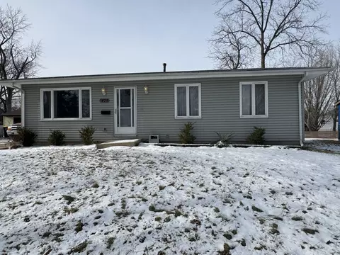 1425 7th Ave, Belvidere, IL 61008