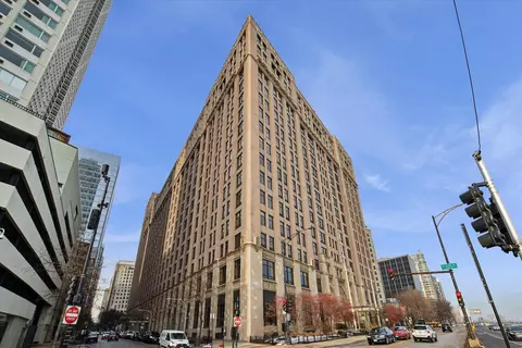 680 N Lake Shore Dr #501, Chicago, IL 60611
