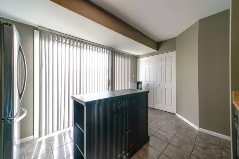 Kitchen - Undisclosed, Elgin, IL 60120 photo 4 of 4