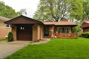 7081 N Mason Ave, Chicago, IL 60646